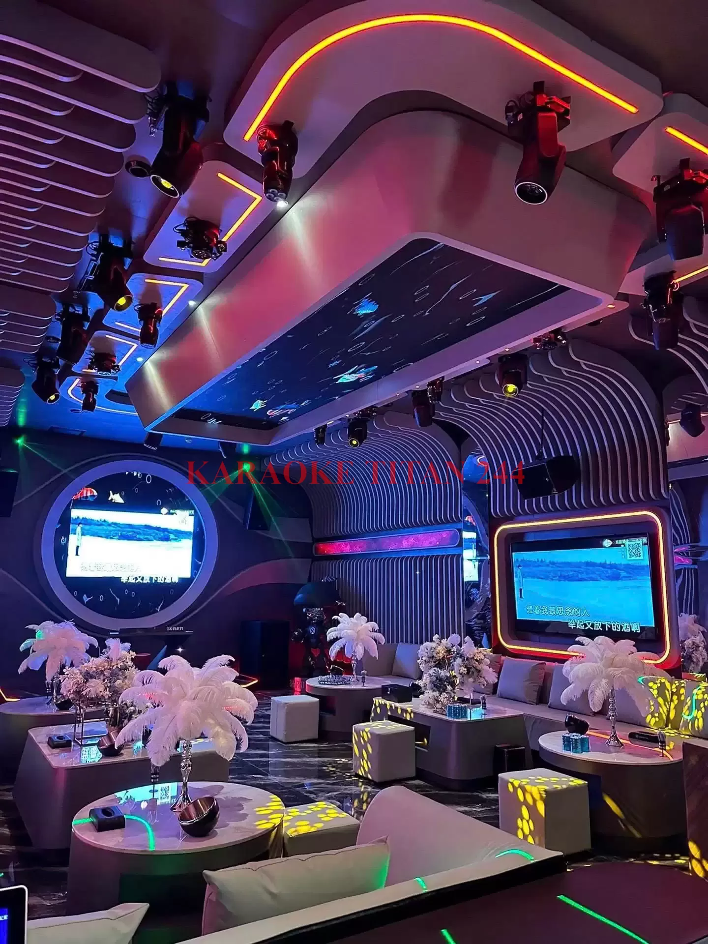 Không gian phòng hát sang trọng